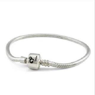 Snap Clasp Snake Bracelet 7.9"